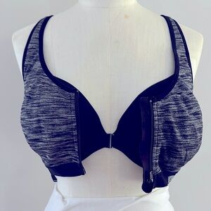 Women's Black and Gray Victoria’s Secret sports bra Bra Sz 36 D EUC